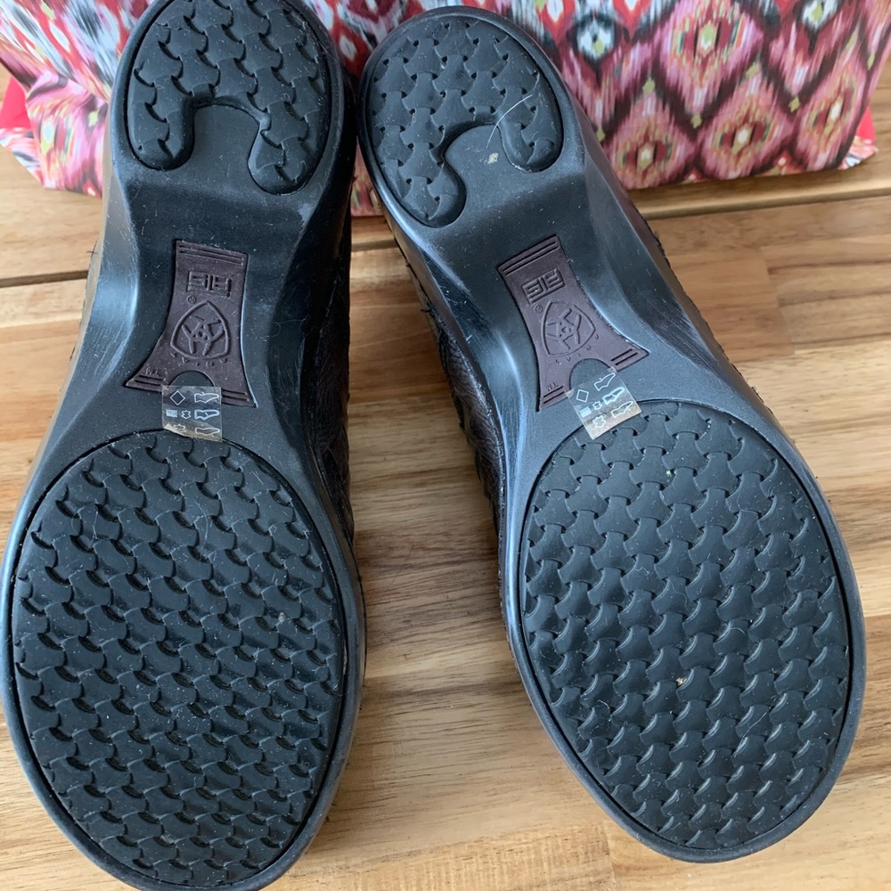 ARIAT Clogs